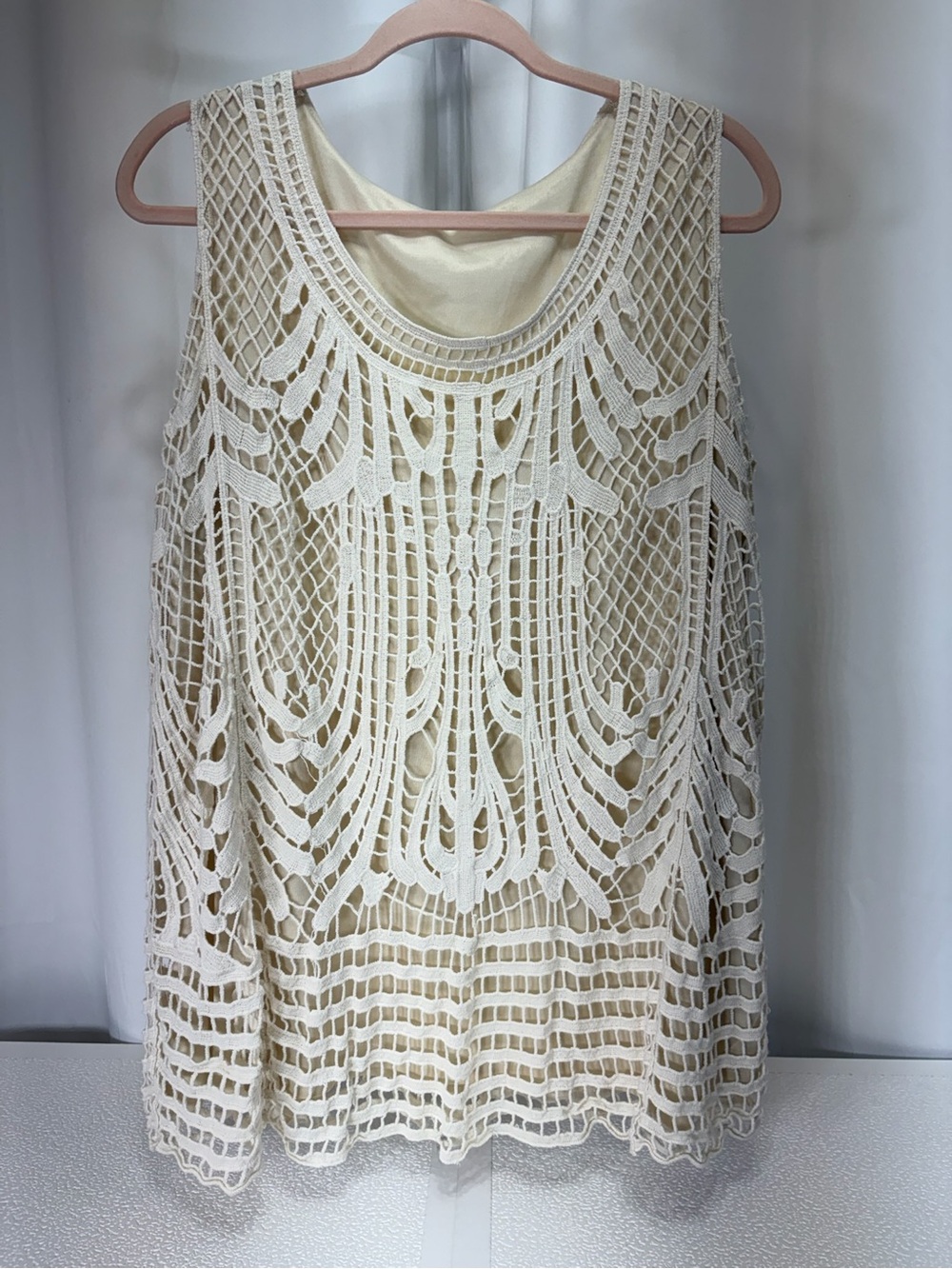 Lace Crochet Tank Top in Cream 4138